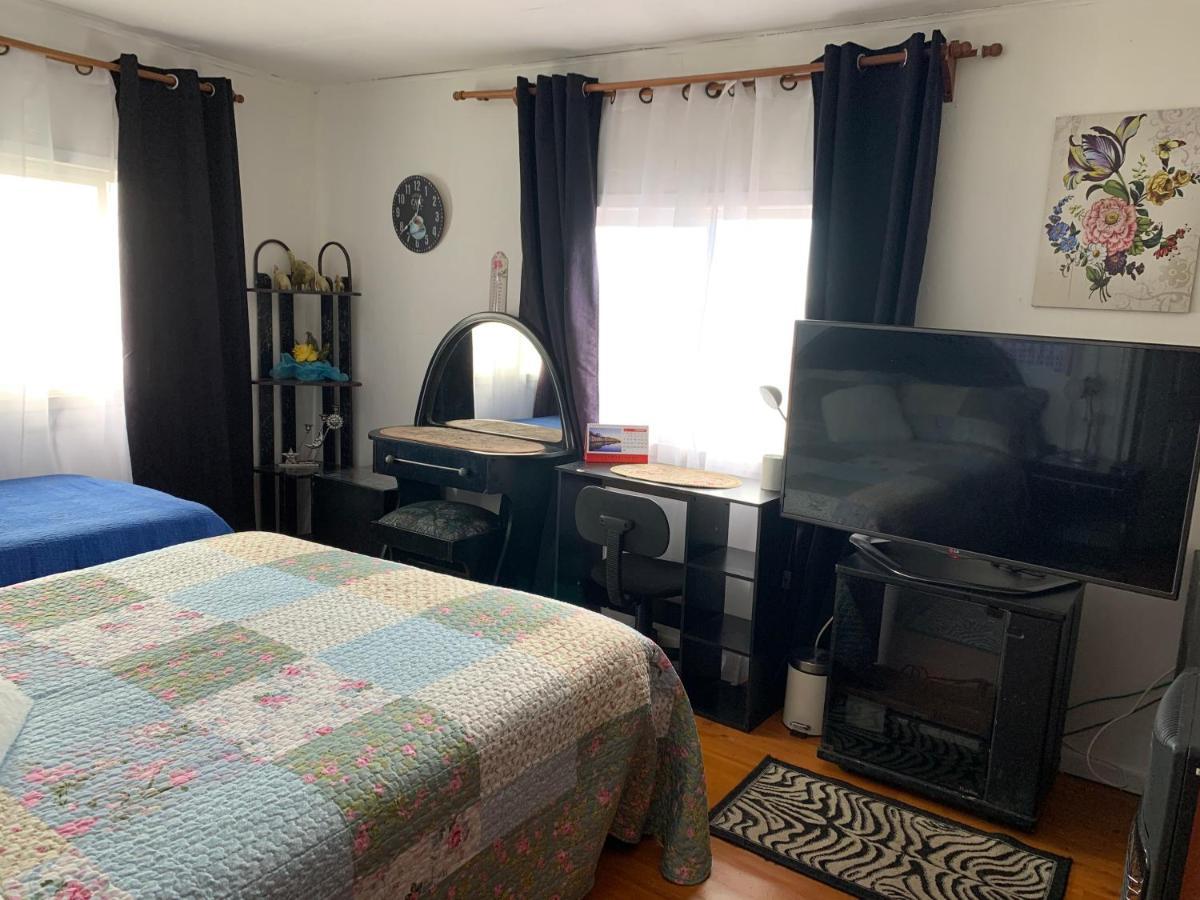 Hospedaje Familiar Glady'S House بويرتو مونت المظهر الخارجي الصورة