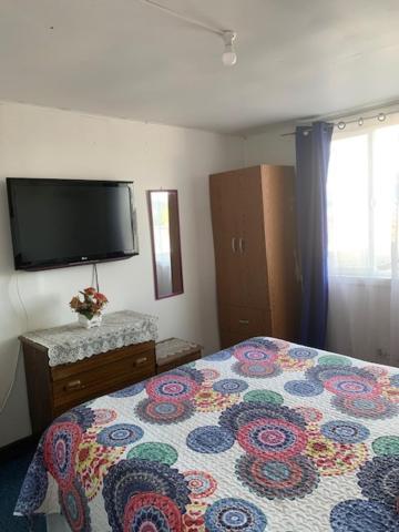 Hospedaje Familiar Glady'S House بويرتو مونت المظهر الخارجي الصورة